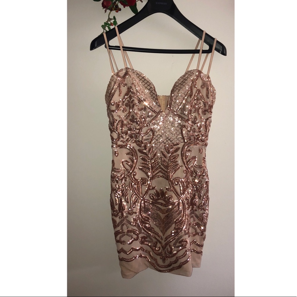 Cream/Gold Short Dress